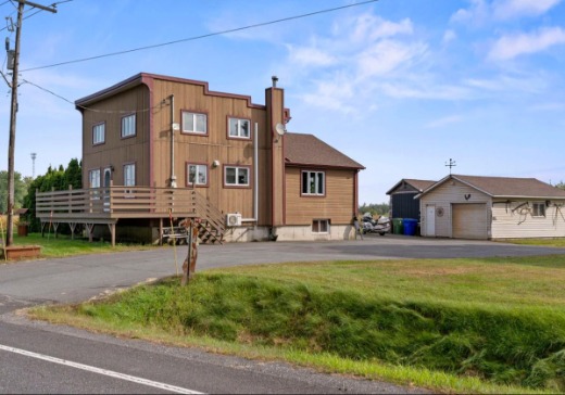Maison à étages à vendre - 4425  Rang du Ruisseau, Contrecoeur, J0L1C0