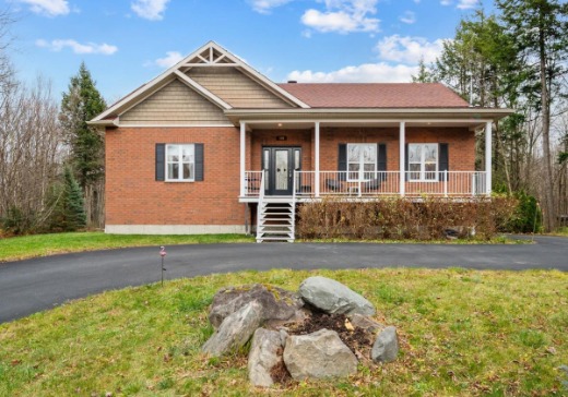 Plain-pied à vendre - 166 Rue des Fougères, Bromont, J2L0P2
