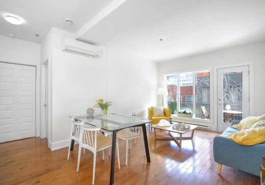 Condo à vendre - 201 app. 304, rue Charlotte, Montréal (Ville-Marie), H2X0B1