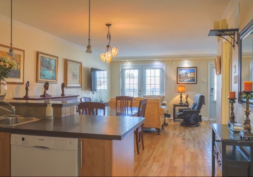 Condo à vendre - 15756 Notre-Dame Est, Montréal (Pointe-aux-Trembles), H1A 1X5