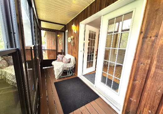 House for sale - 111 Daumier, St-Adolphe d'Howard, J0T 2B0