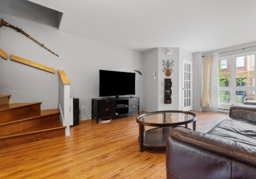 Maison à vendre - 4426  Boul. St-Michel, Montréal (Rosemont–La Petite-Patrie), H1Y 3J7