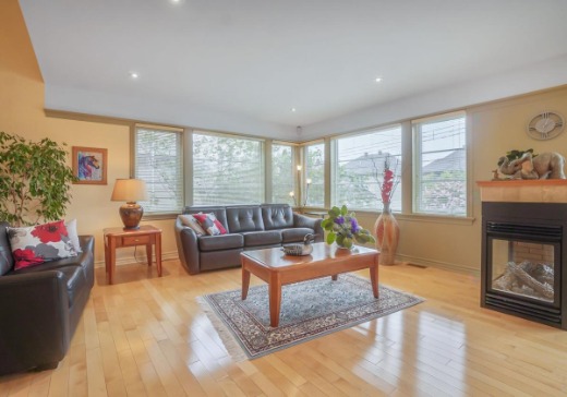 Maison à vendre - 10575 Rue Condorcet, Montréal (Rivière des Prairies), H1C 2J8