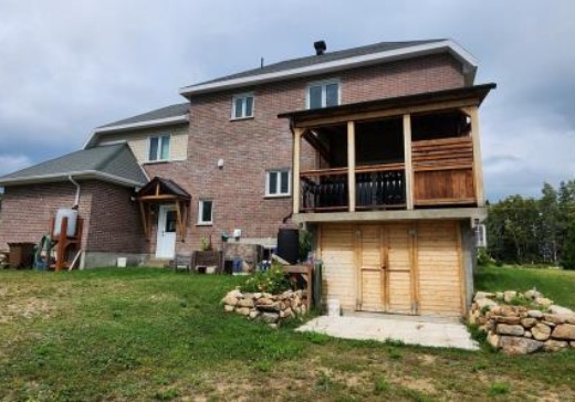 Maison à vendre - 569 Cote de perou , Baie-Saint-Paul, G3Z 1L6