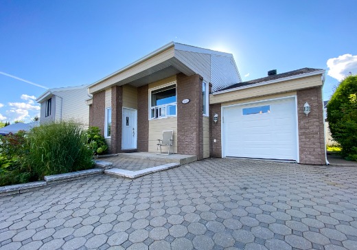 Bungalow for sale - 441 du Rhône, Lachenaie, J6W5M3