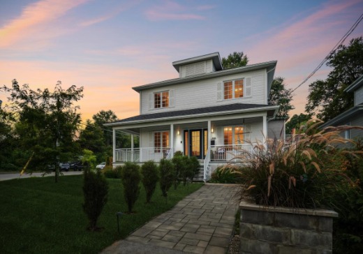 Two or more stories for sale - 323 Boul. D'Youville, Châteauguay, J6J4S3