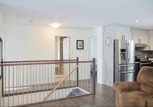 Maison à vendre - 73  Rue de la Dauphine, Saint-Colomban, J5K 0A2