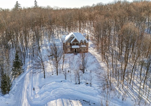 Two or more stories for sale - 130 Chemin Le Nordais, Saint-Sauveur, J0R1R3