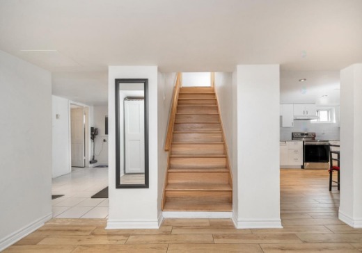 Maison à vendre - 60 Rue de Belgrade Est, Laval (Vimont), H7K 1L2