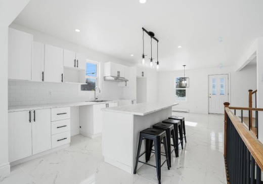 Maison à étages à vendre - 1315  Rue St-Aimé, Drummondville, J2B2S9