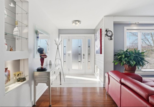 Maison à vendre - 93  Rue Monseigneur-Taché, Boucherville, J4B 2K2