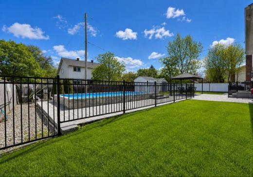 House for sale - 136 Thomas-Chapais, Boucherville, J4B 5E8