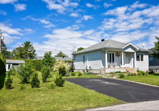 Plain-pied à vendre - 575  Av. Fortin, Hemmingford, J0L1H0
