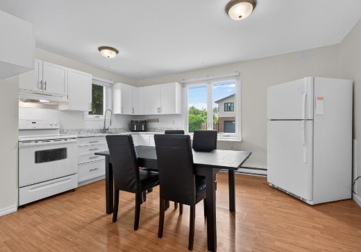 Maison à vendre - 771 Terrasse Pesant, Laval (Sainte-Dorothee), H7X 1X4