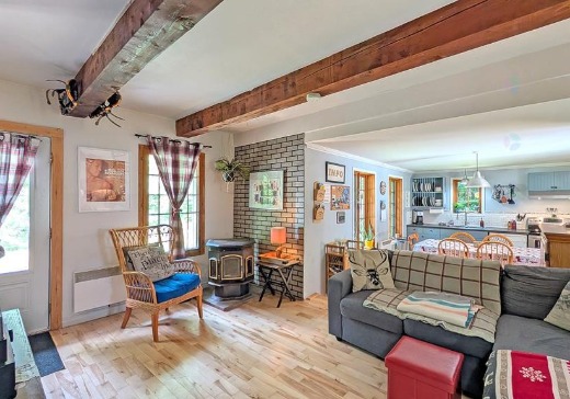Chalet à vendre - 2105  Ch. Bienvenue, Saint-Damien, J0K 2E0
