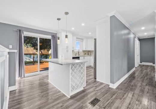 Maison à vendre - 4572  Rue Dugas, Montréal (Pierrefonds-Roxborro), H9J 2B3